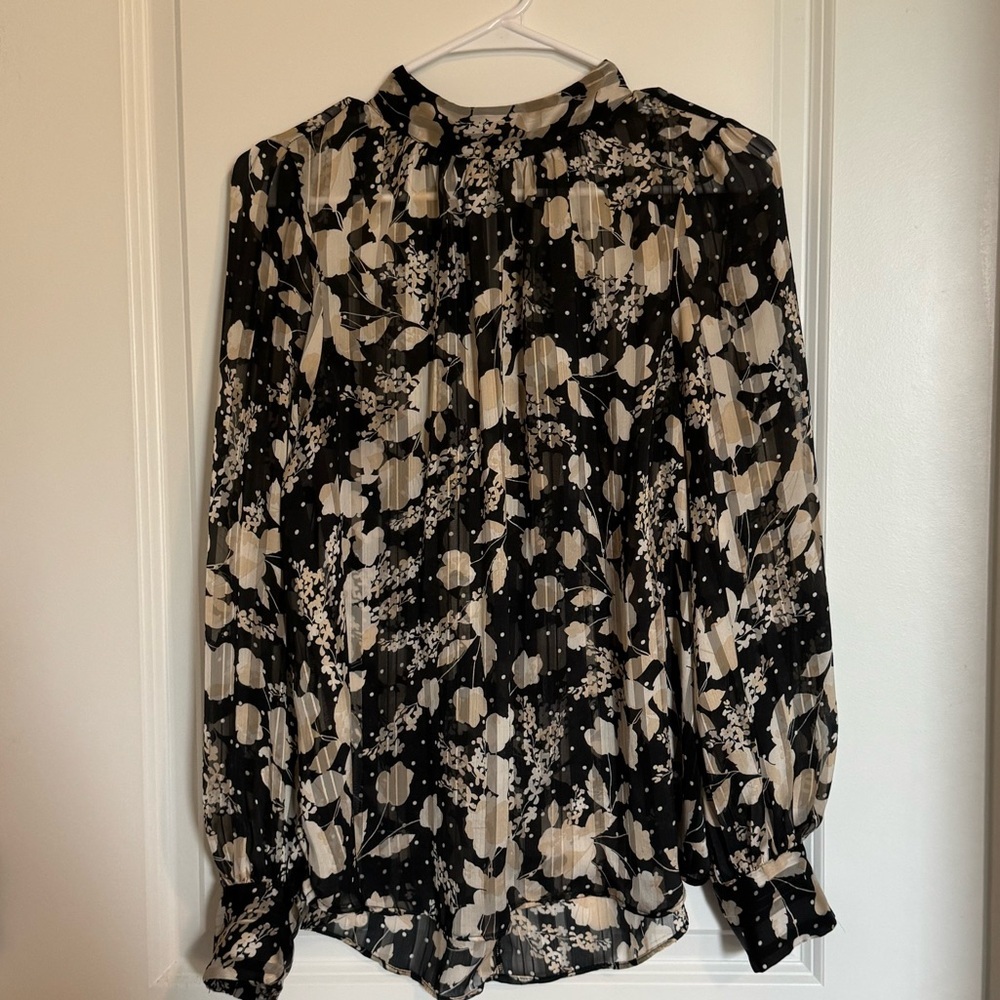 Elegant Black and Cream Women's Top